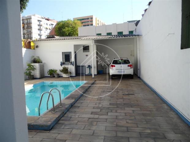 Casa à venda com 231m² e 3 quartos em Vila Isabel - RJ
