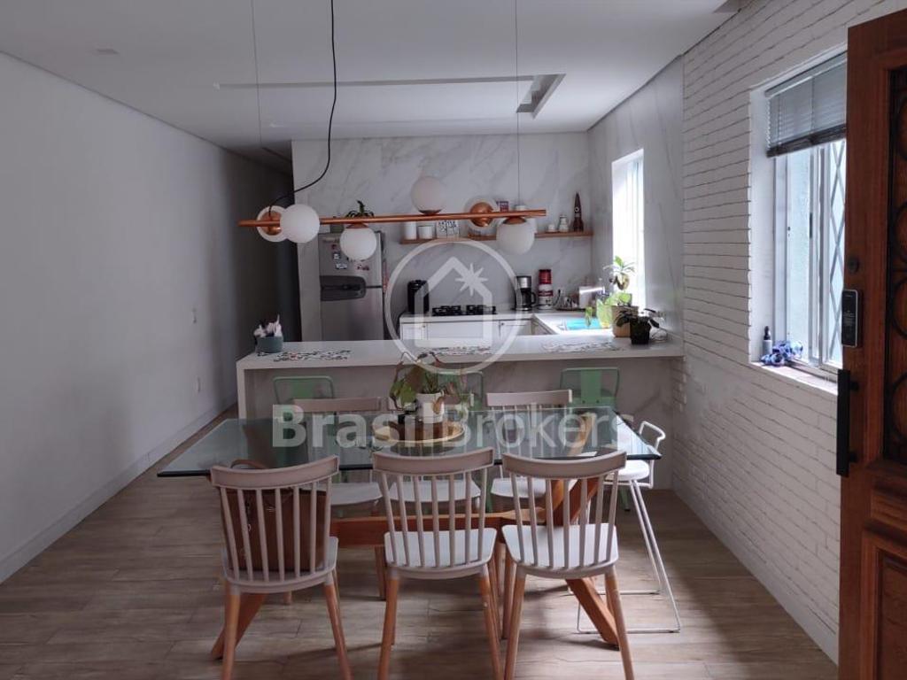 Casa à venda com 90m² e 5 quartos em Tijuca, Rio de Janeiro - RJ