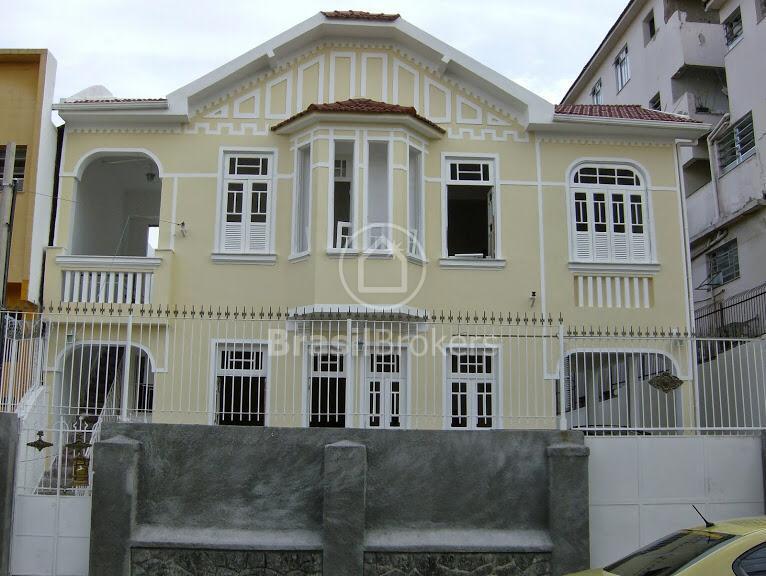 Casa à venda com 543m² e 5 quartos em São Cristóvão, Rio de Janeiro - RJ