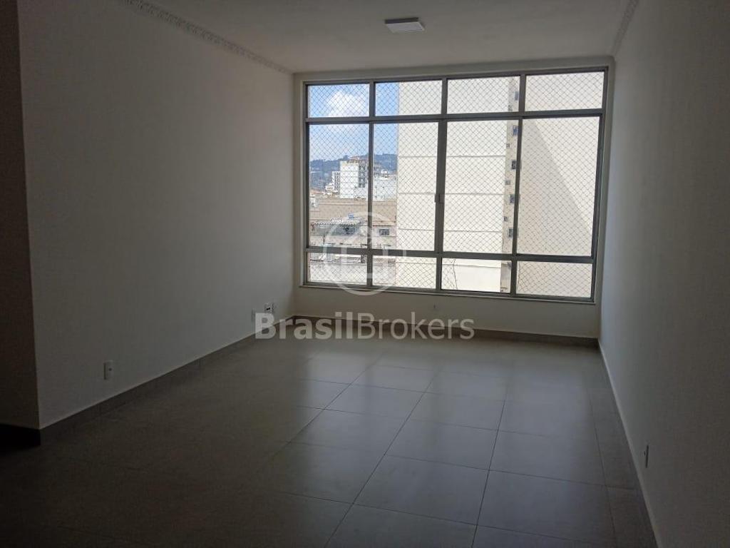 Apartamento à venda com 121m² e 3 quartos em Tijuca - RJ