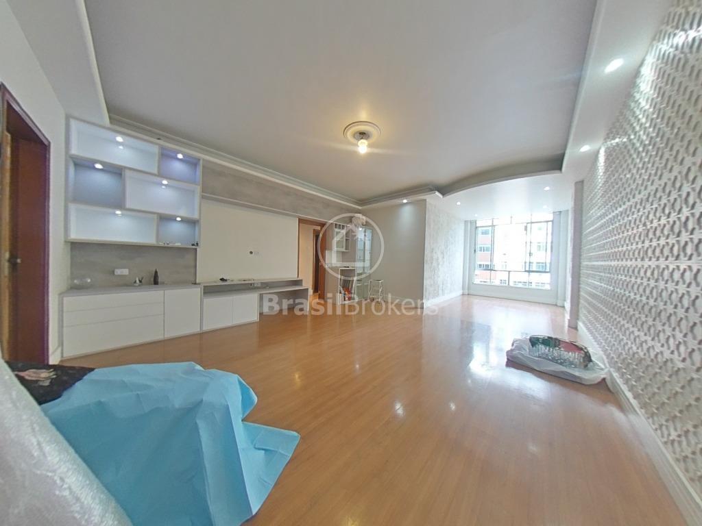 Apartamento à venda com 130m² e 3 quartos em Tijuca, Rio de Janeiro - RJ
