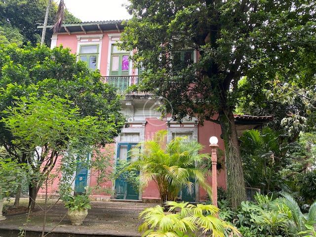 Casa à venda com 455m² e 5 quartos em Santa Teresa, Rio de Janeiro - RJ