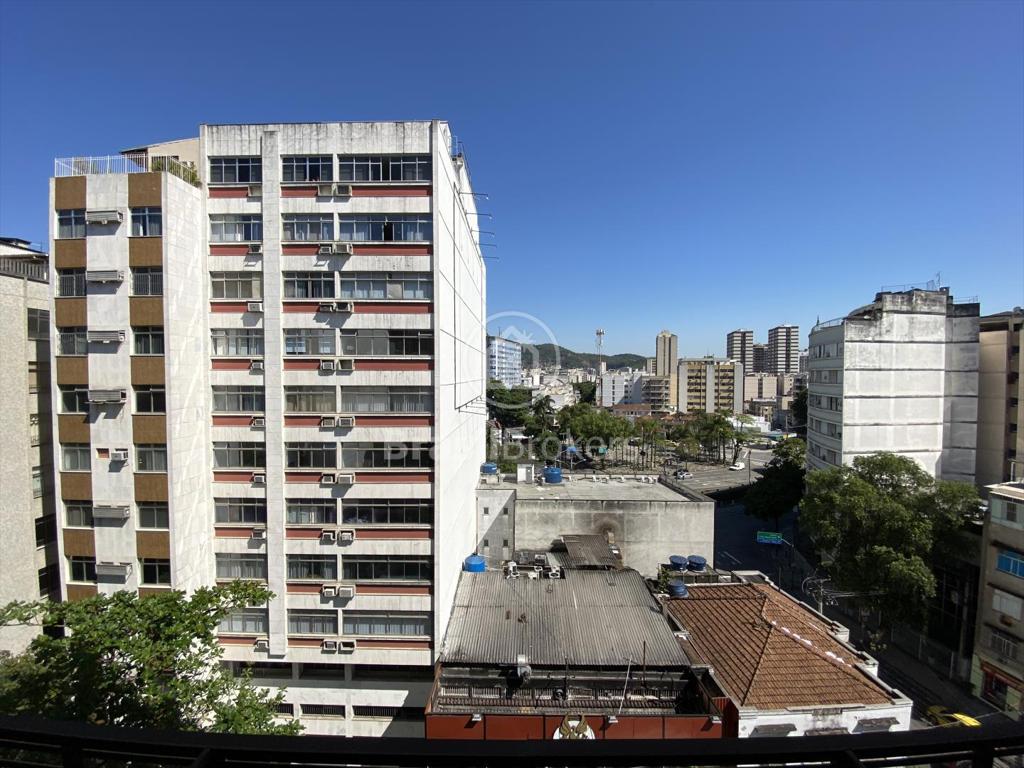 Apartamento à venda com 156m² e 4 quartos em Tijuca, Rio de Janeiro - RJ